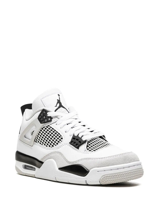 Air Jordan 4 Retro "Military Black" Veličina 42,5