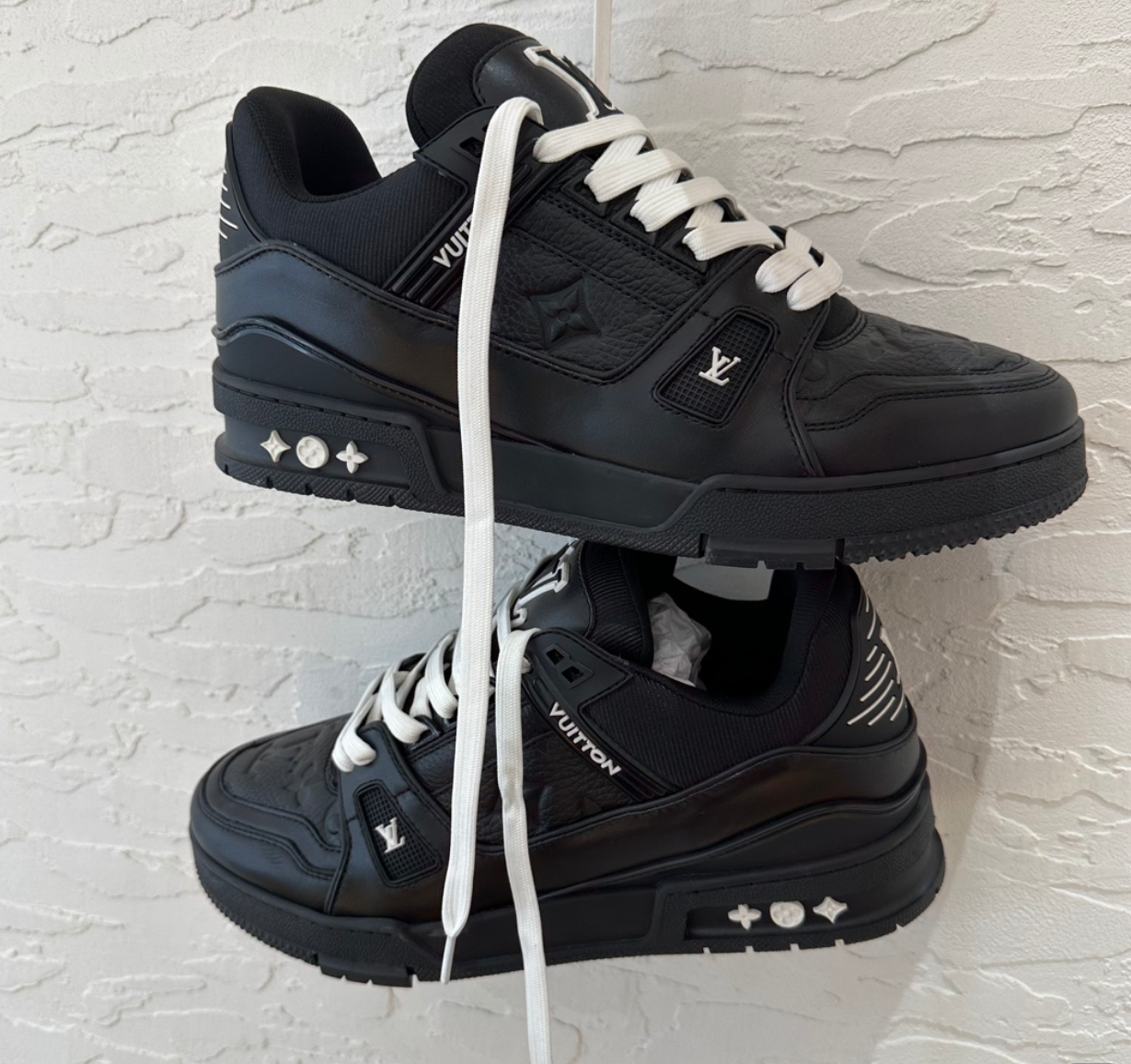 Louis Vuitton Black White Sneakers