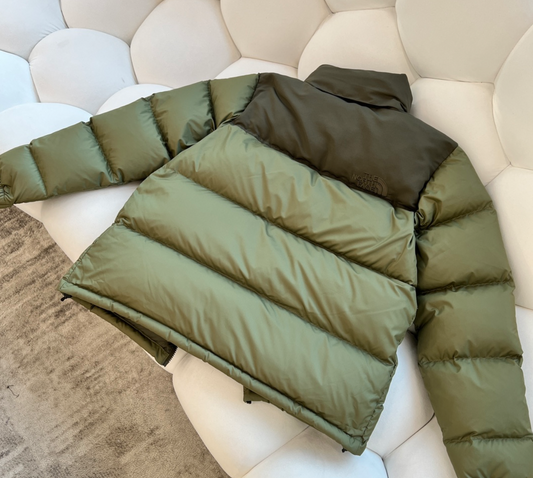 The North Face olive green jakna