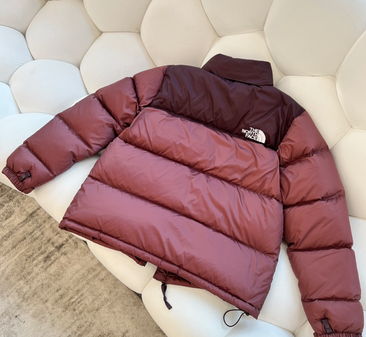 The North Face cherry jakna