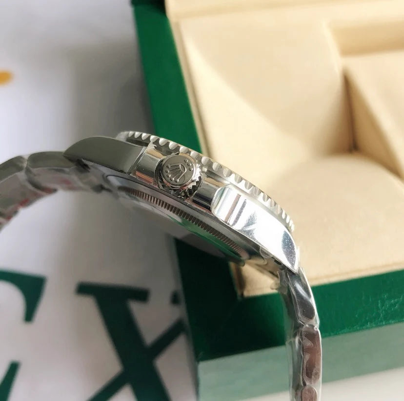 Rolex GMT-Master II “Pepsi”
