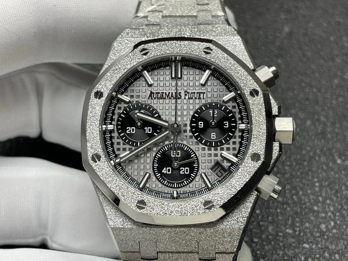 Audemars Piguet Royal Oak Chronograph 41 Frosted White Gold - Grey Dial