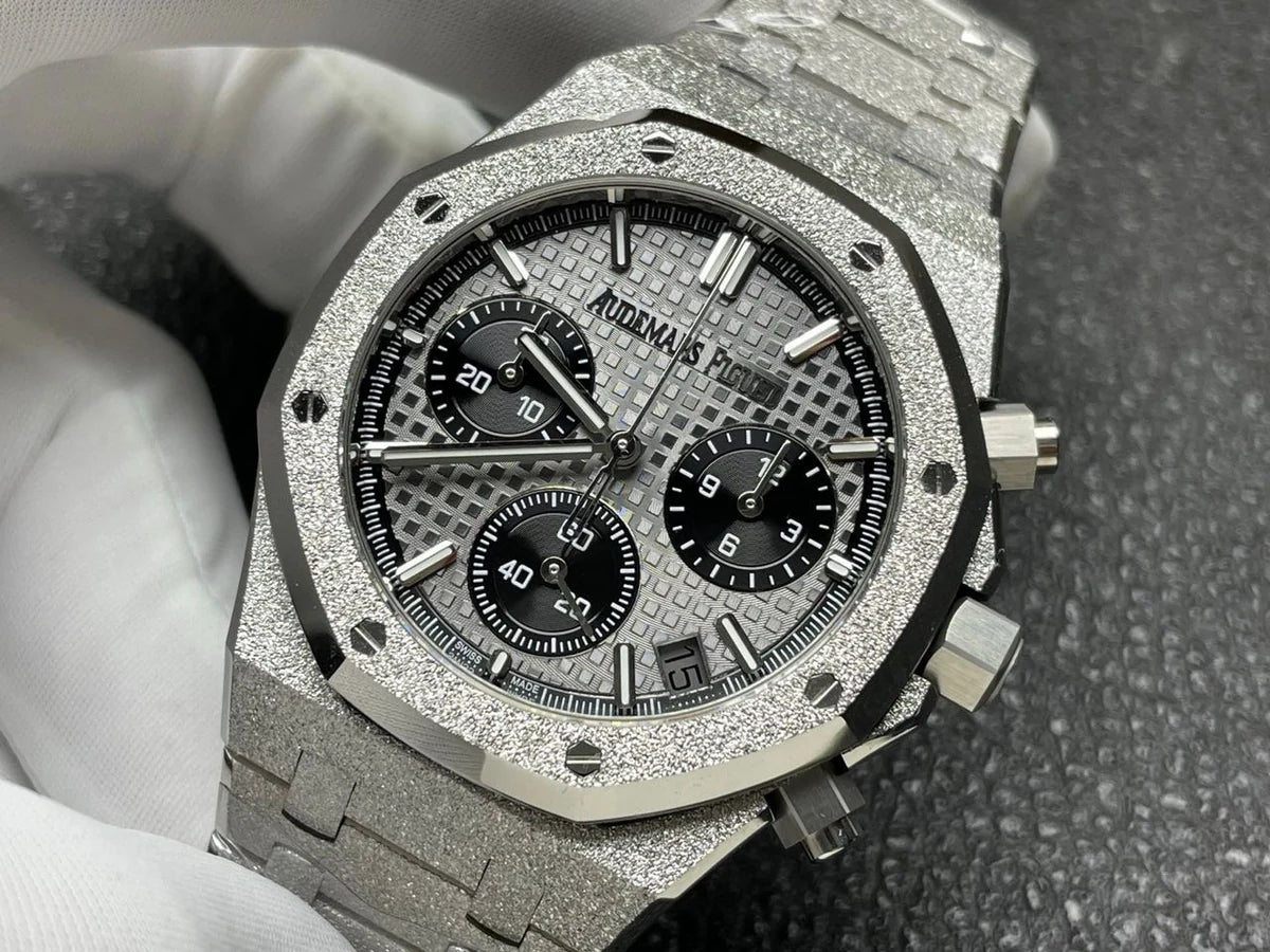 Audemars Piguet Royal Oak Chronograph 41 Frosted White Gold - Grey Dial