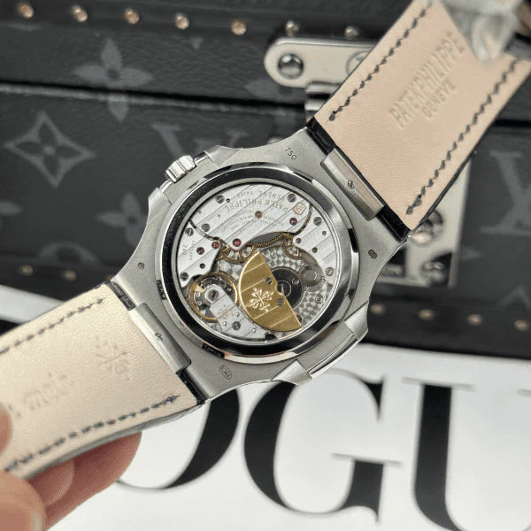 Patek Philippe Nautilus 5724G-001 40mm V3 2025