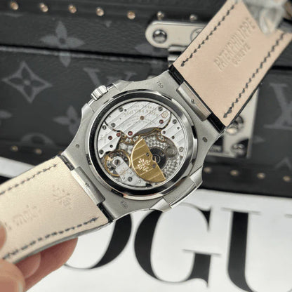 Patek Philippe Nautilus 5724G-001 40mm V3 2025