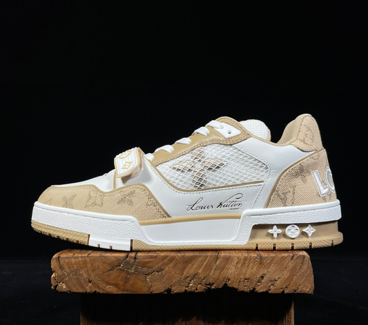 Louis Vuitton Beige Mesh