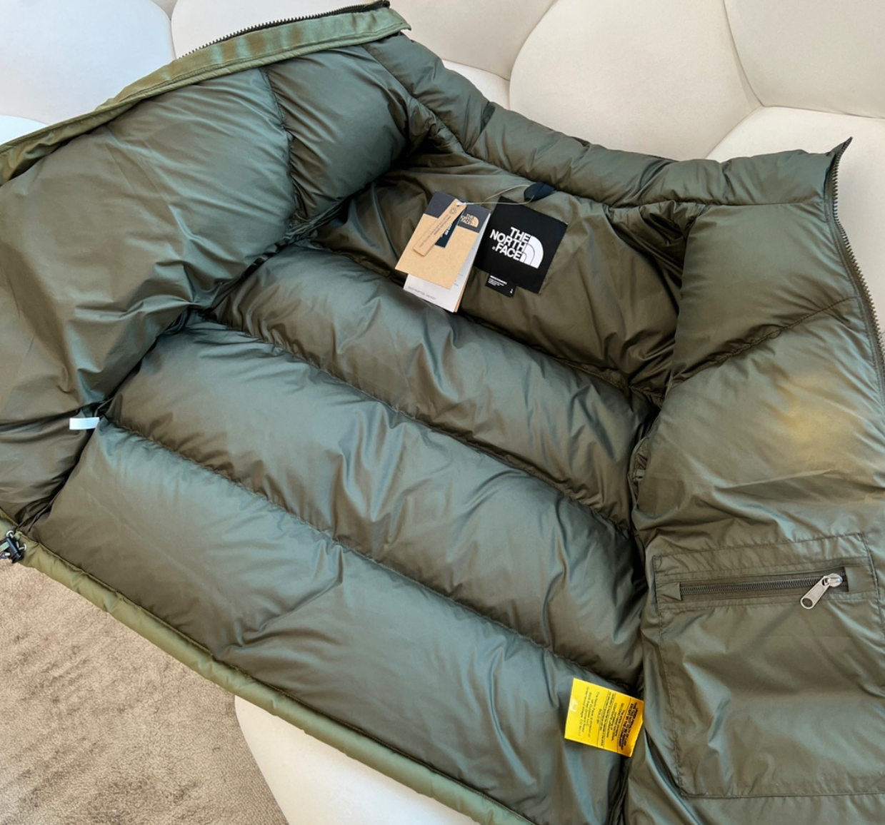 The North Face olive green jakna