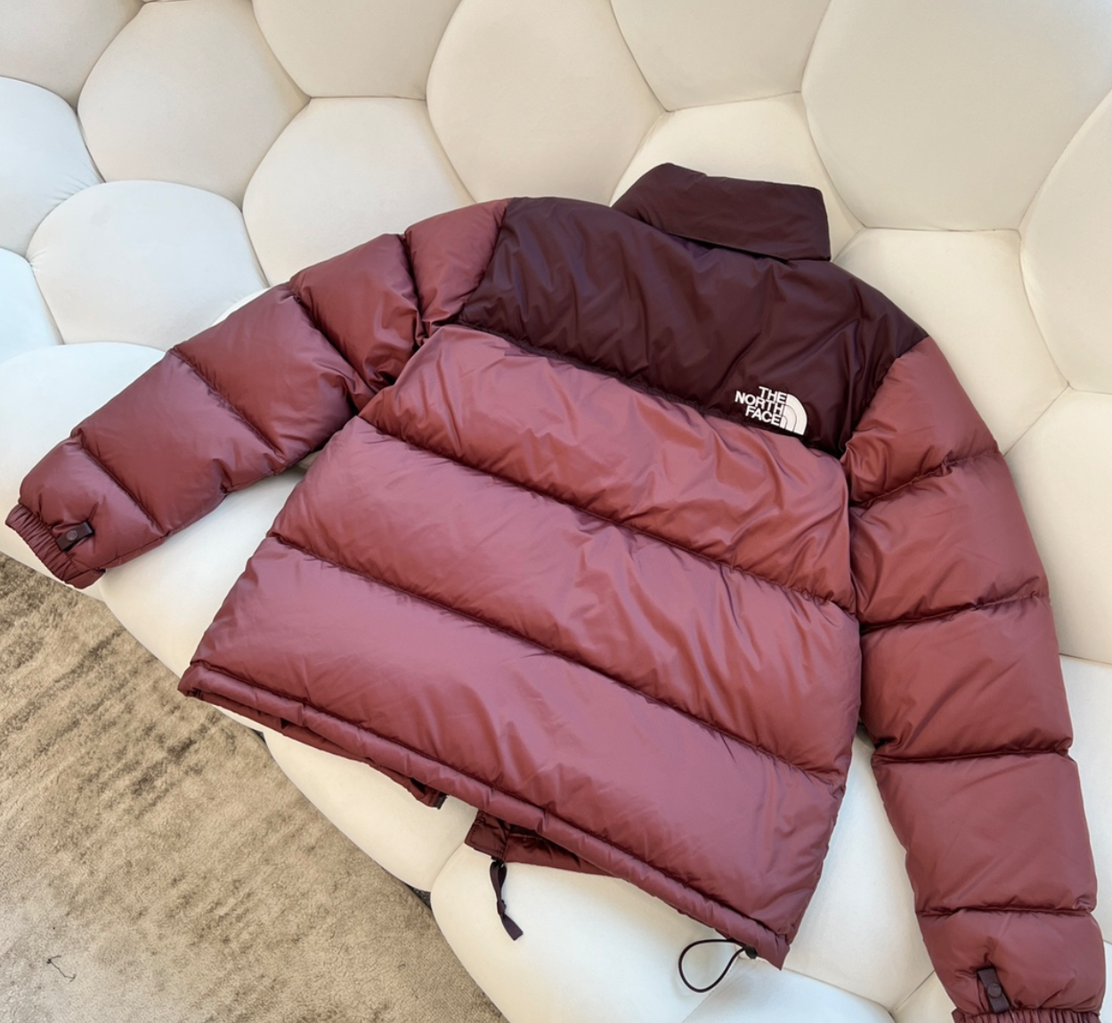 The North Face cherry jakna