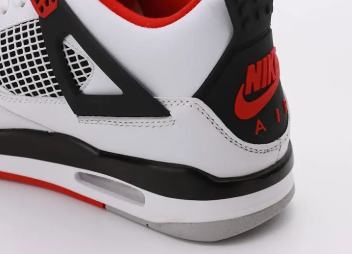 Air Jordan 4 Vatreno crvene