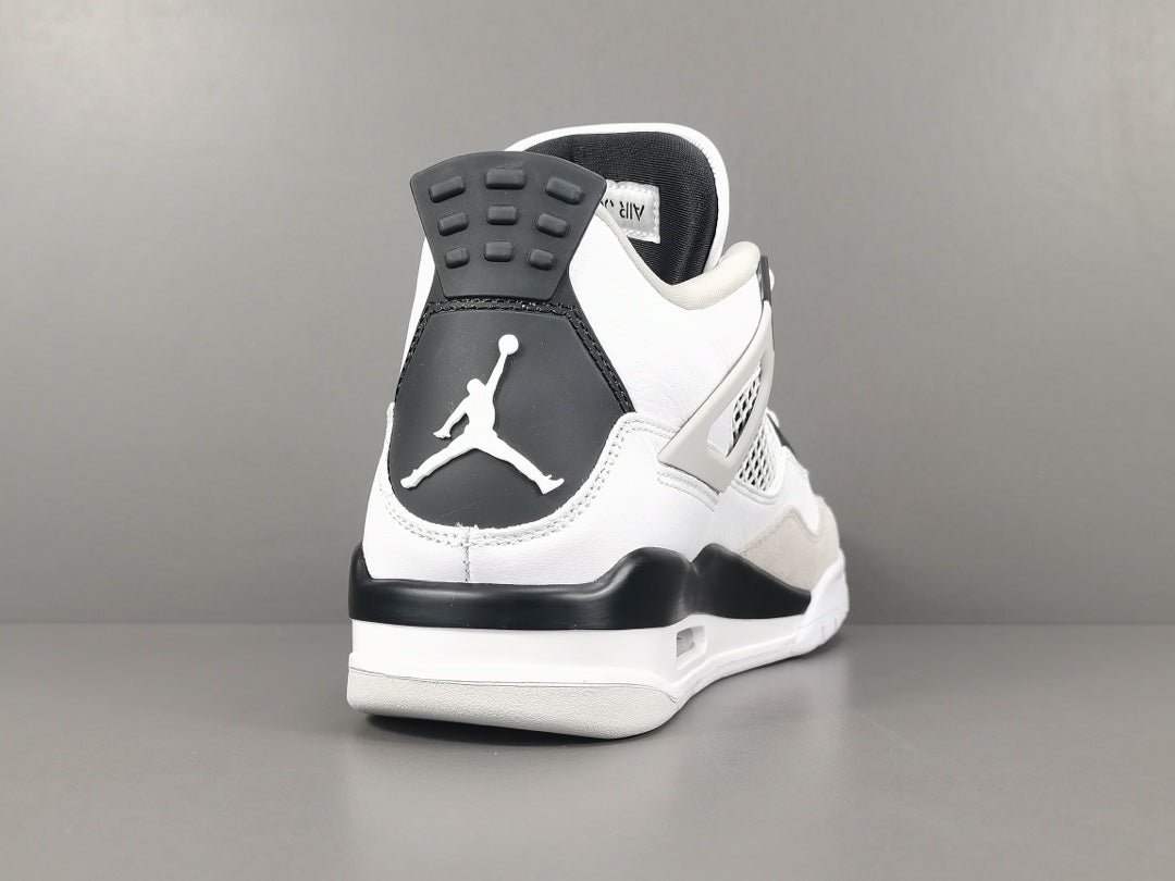 Jordan 4 Vojno crne